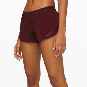 Garnet Lululemon Hotty Hot Short 2.5”